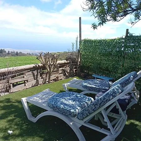 Rural House Breakfast In Front Of Ocean 木屋 *